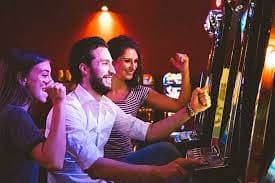 lucky 888 Serie A Tables aur Slots ek saath